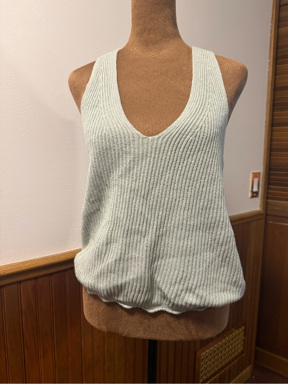 Express Mint Ribbed V-Neck Tank Top - Women